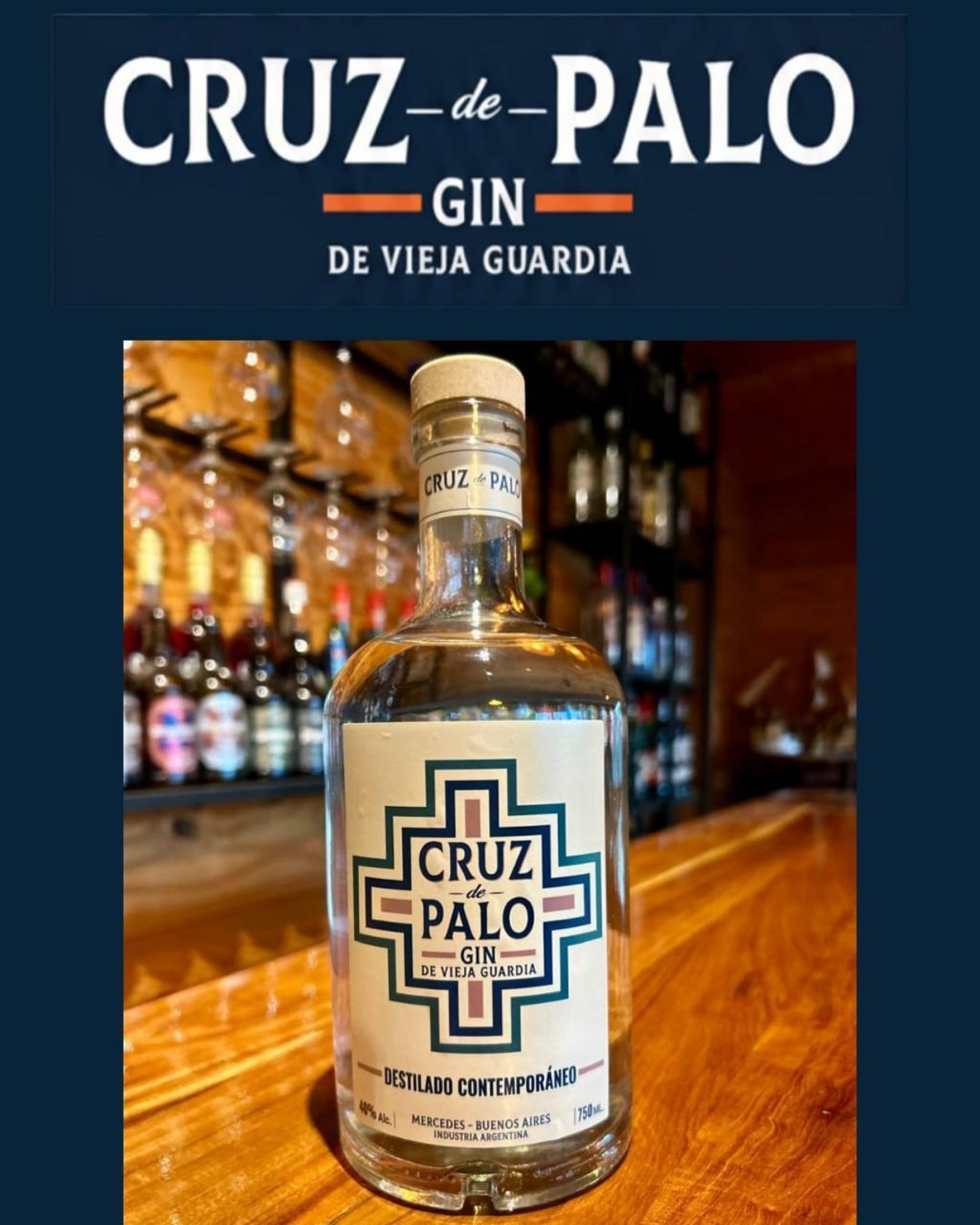 Botella Cruz de Palo Gin